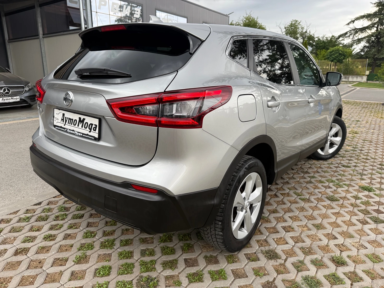 Nissan Qashqai 1.5 NAVI.LED - изображение 6
