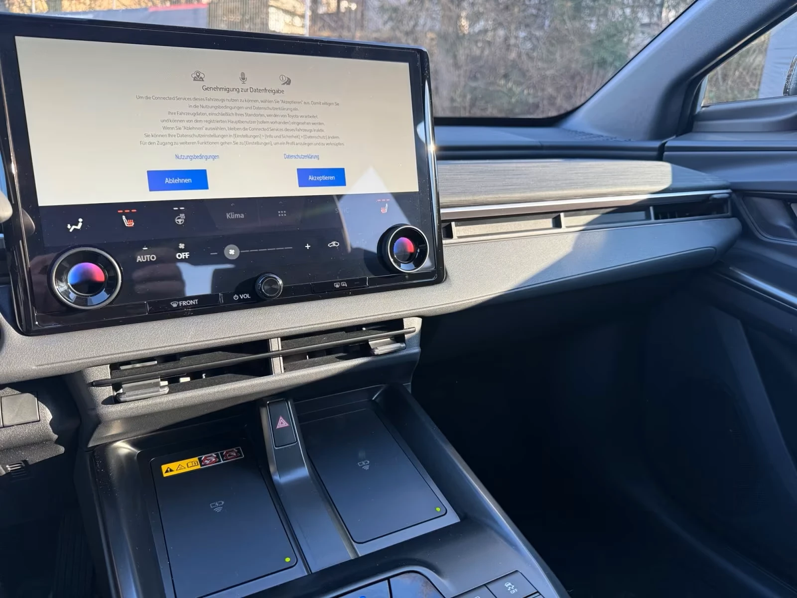 Toyota C-HR ELECTRIC* TEAMPLAYER* DISTR* KEYLESS* CAMERA* CARP, снимка 12 - Автомобили и джипове - 53981173