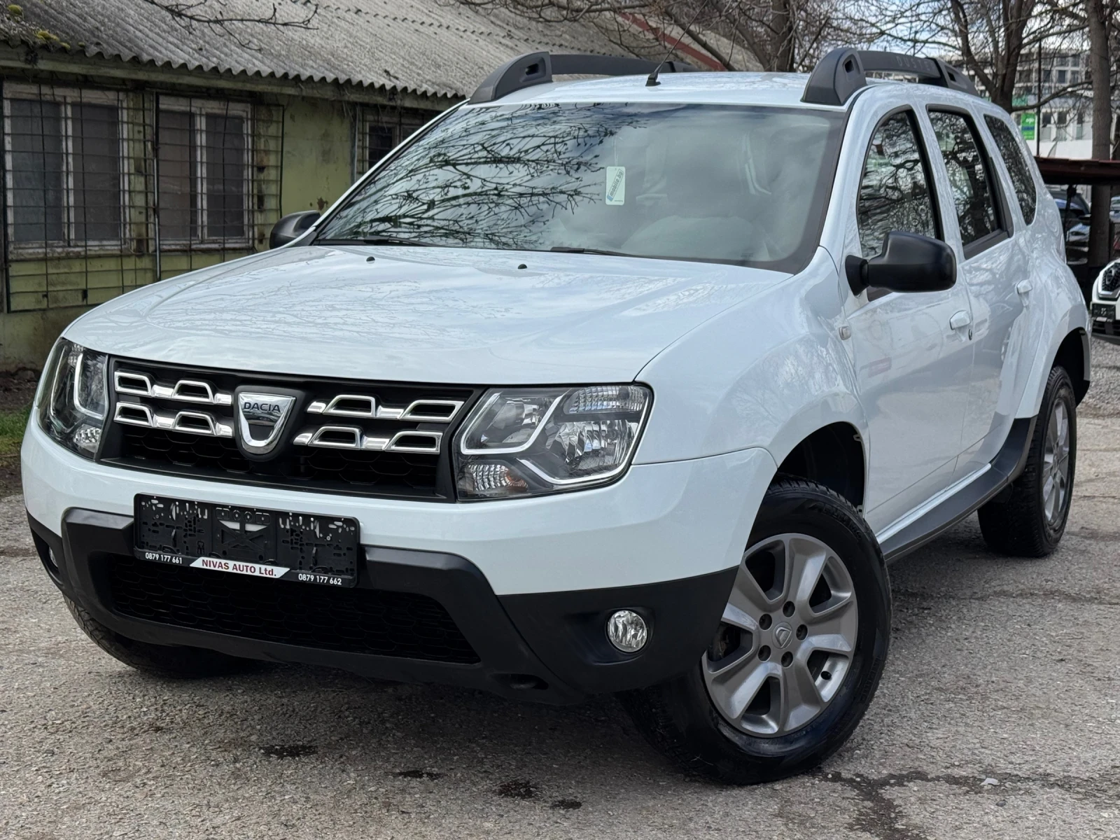 Dacia Duster Топ състояние!!!, снимка 3 - Автомобили и джипове - 54098194