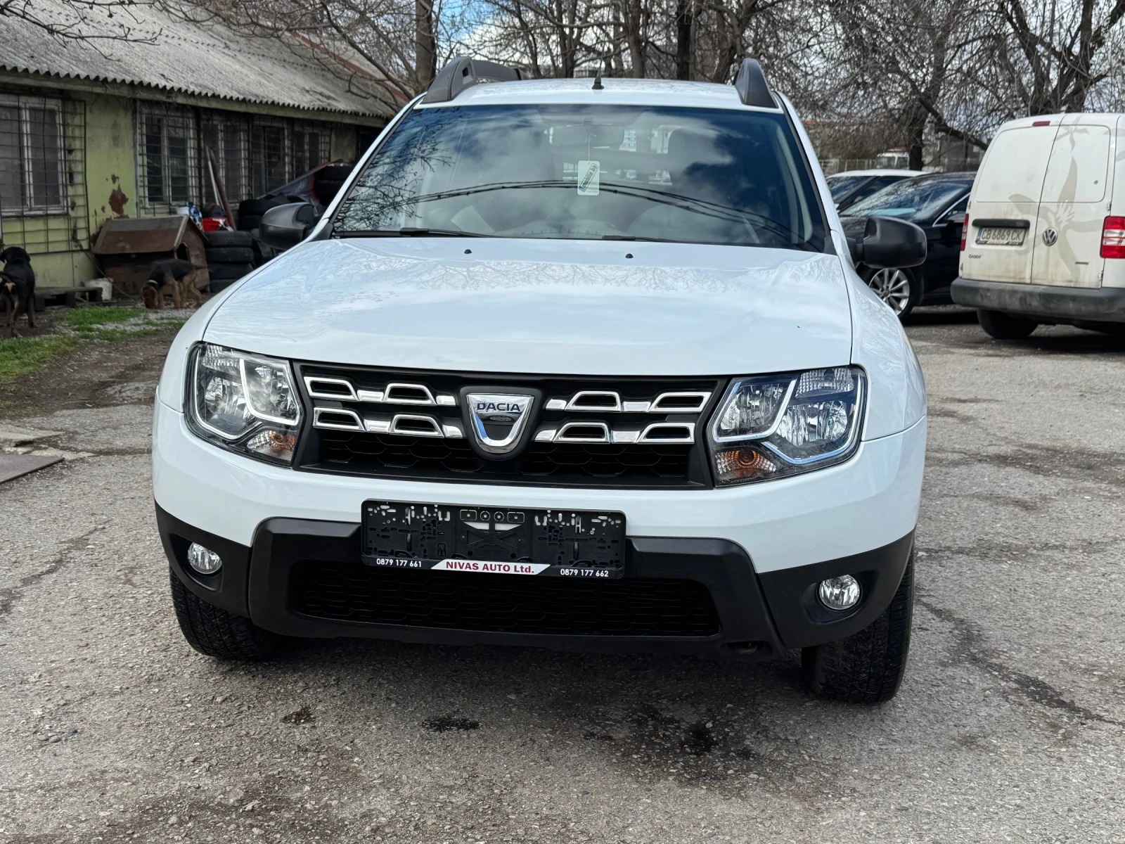 Dacia Duster Топ състояние!!!, снимка 2 - Автомобили и джипове - 54098194