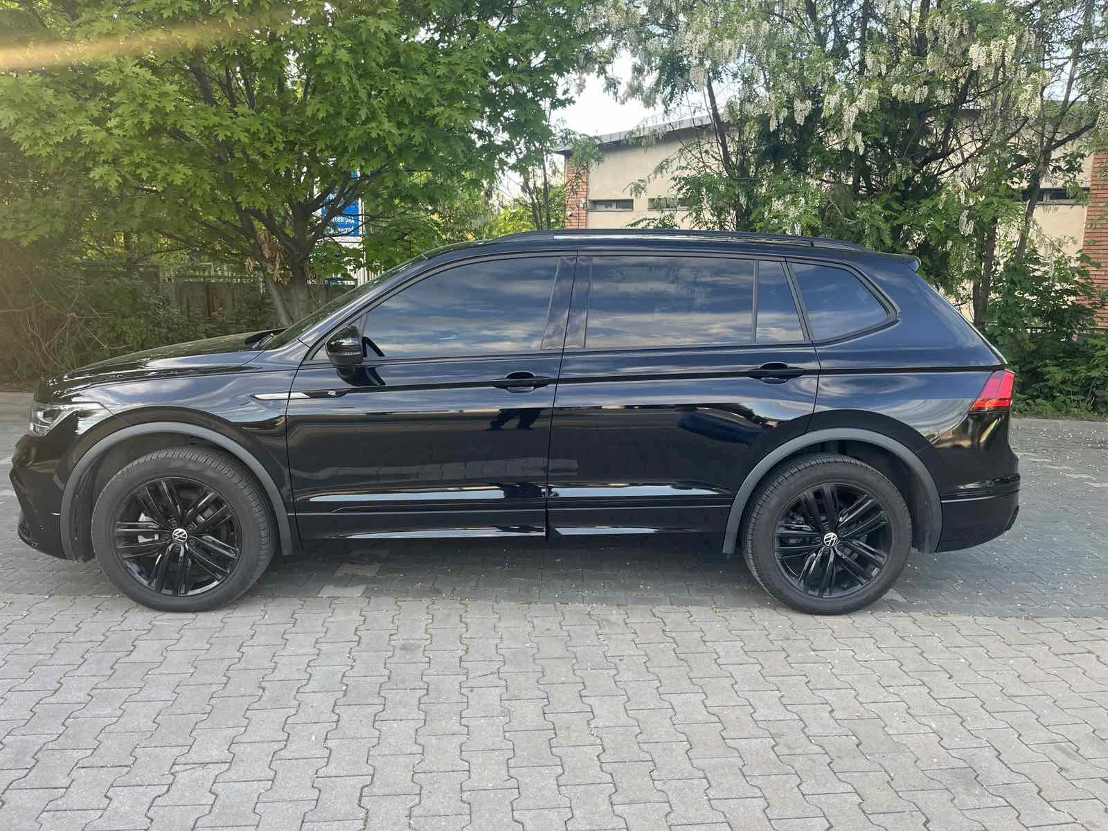 VW Tiguan R-line Black Edition 4-Motion Лизинг, снимка 4 - Автомобили и джипове - 54843987