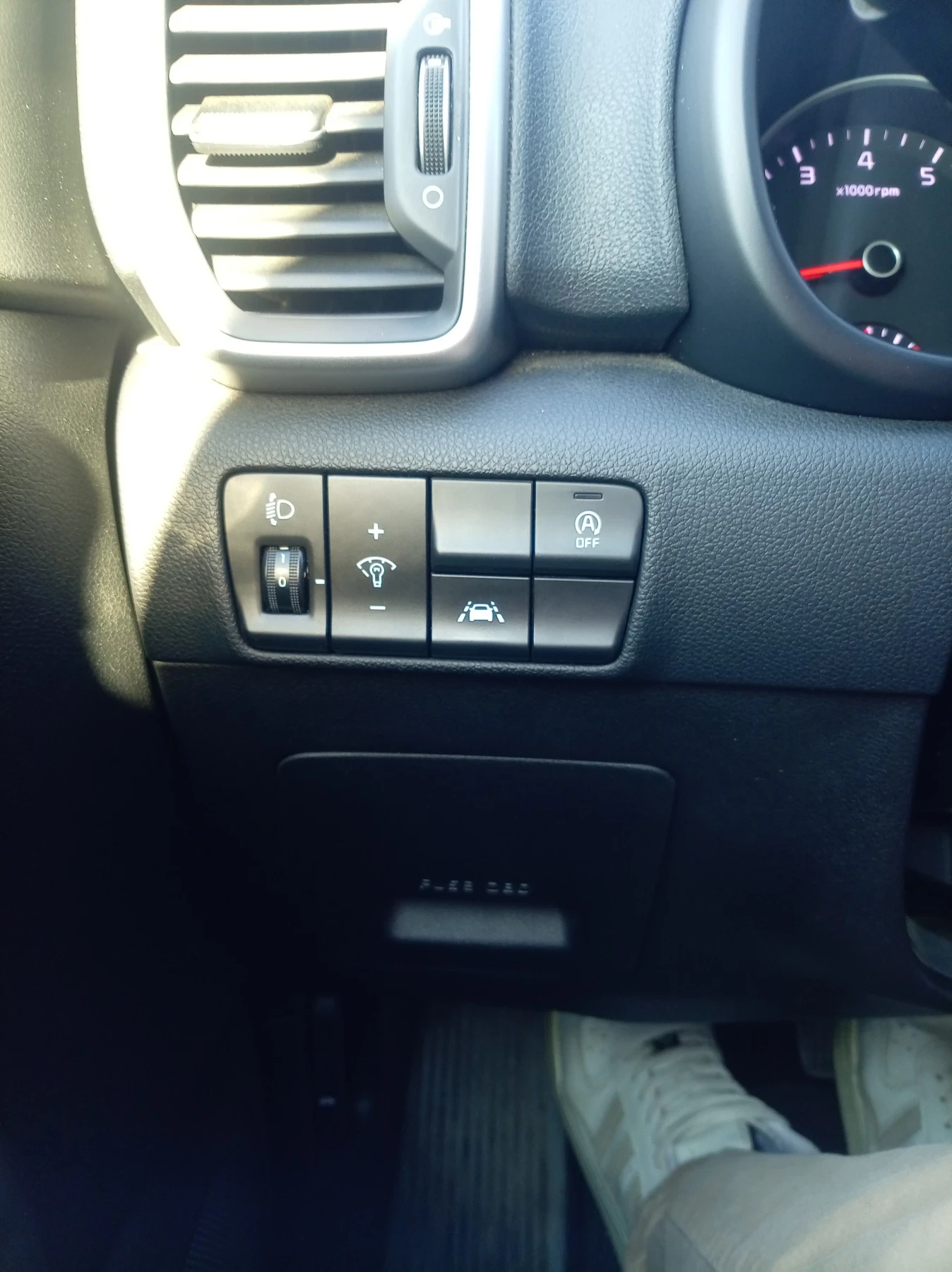 Kia Sportage, снимка 11 - Автомобили и джипове - 56317310