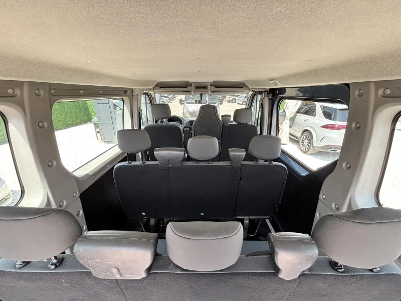 Renault Master 2.3DCI, снимка 11 - Бусове и автобуси - 51388042