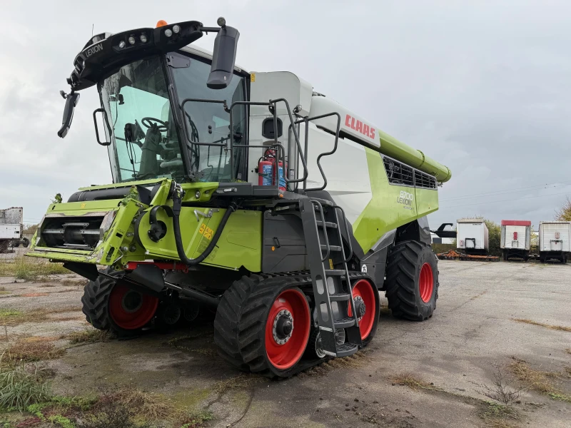 Комбайн Claas LEXION 8700TT, снимка 3 - Селскостопанска техника - 52329286