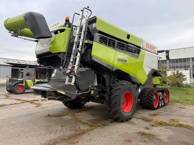 Комбайн Claas LEXION 8700TT, снимка 6 - Селскостопанска техника - 52329286