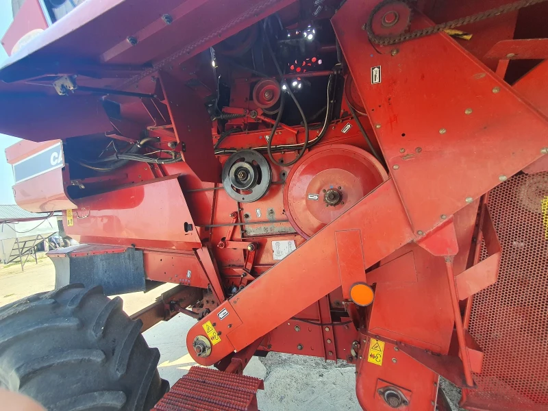 Комбайн CASE IH 2388 E, снимка 5 - Селскостопанска техника - 52149168
