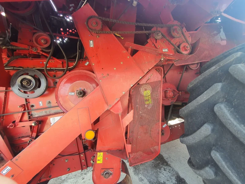 Комбайн CASE IH 2388 E, снимка 8 - Селскостопанска техника - 52149168