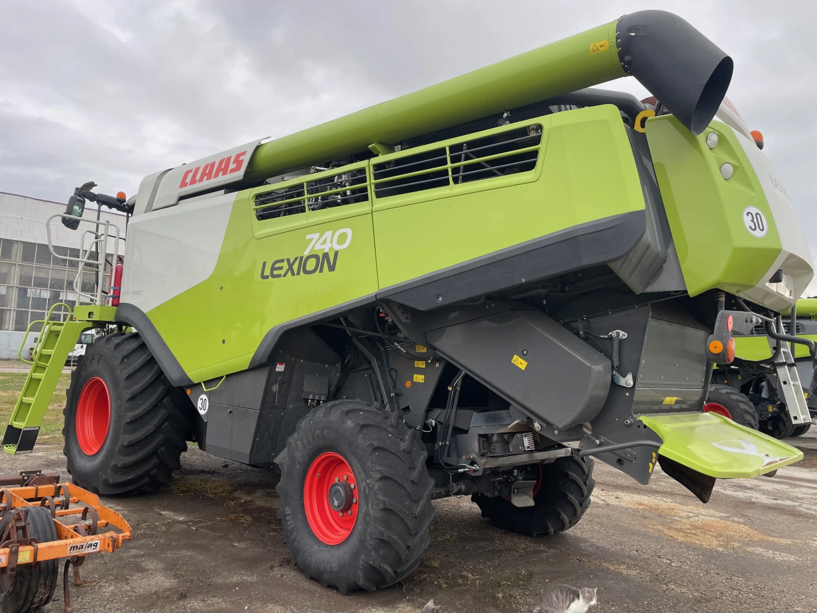 Комбайн Claas LEXION 740 - изображение 2