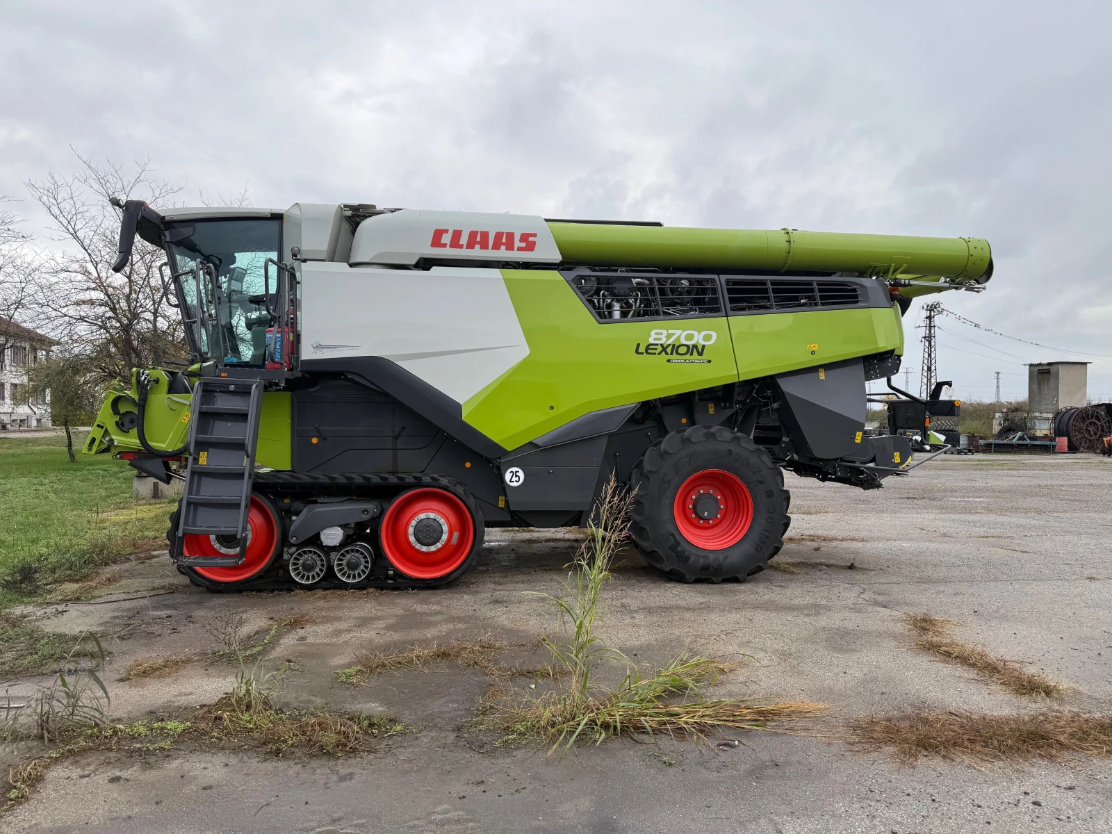 Комбайн Claas LEXION 8700TT - изображение 4