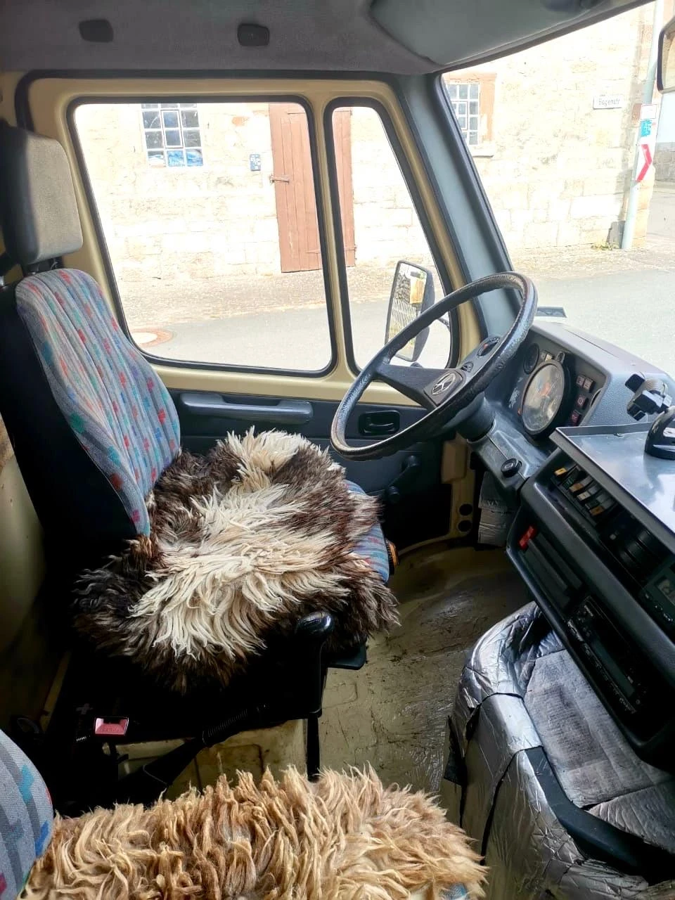 ������ Mercedes-Benz 310 | Mobile.bg � ����������� 10