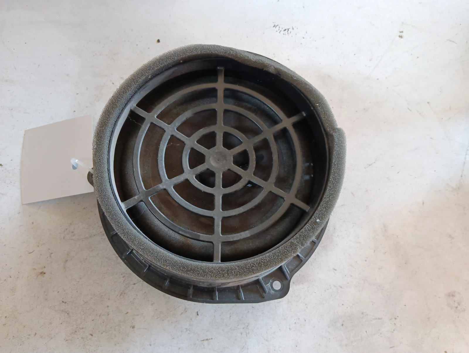 задна тонколона BOSE 4H0035411A Audi A8
