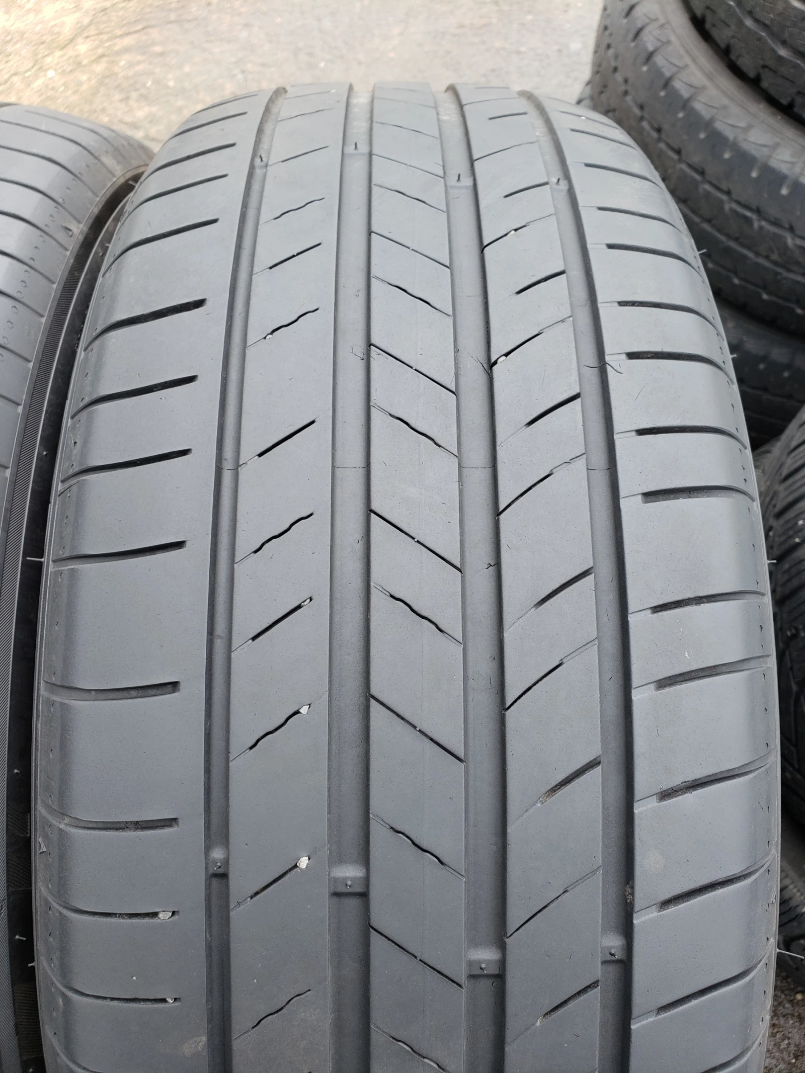 Гуми Летни 235/55R18