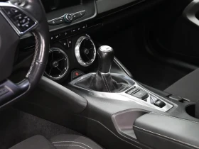 Chevrolet Camaro 1LT Coupe * Ръчка * АвтоКредит* (ЦЕНА ДО БГ), снимка 13