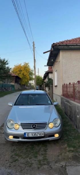     Mercedes-Benz C 220
