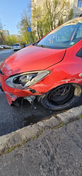 Mazda 2 - 600 € / 1173.50 лв. - 19194924 2