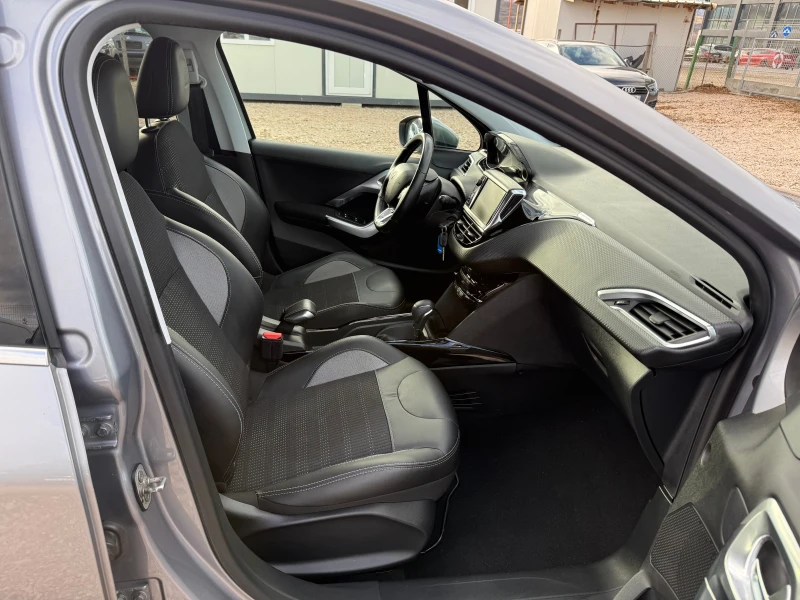 Peugeot 2008 1.5HDi/ALLURE/AUTOMATIC/EURO6, снимка 11 - Автомобили и джипове - 48101223