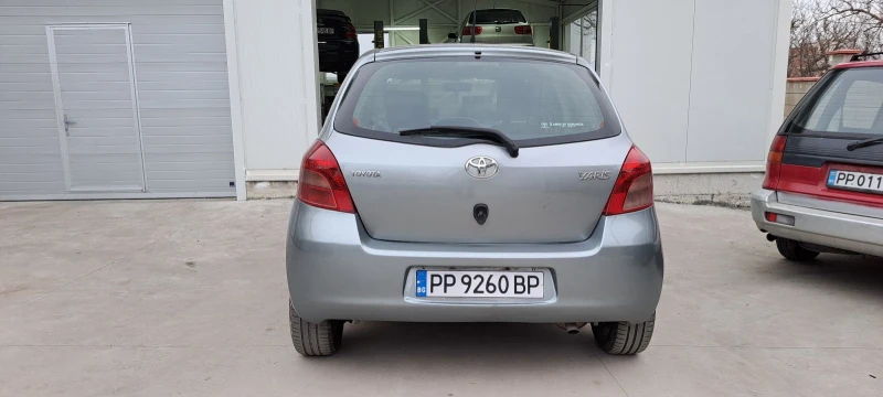 Toyota Yaris 1.3-87кс БЕНЗИН , снимка 4 - Автомобили и джипове - 49550655