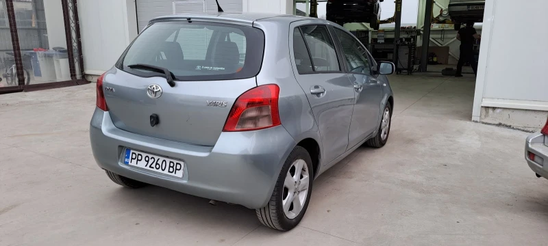 Toyota Yaris 1.3-87кс БЕНЗИН , снимка 5 - Автомобили и джипове - 49550655