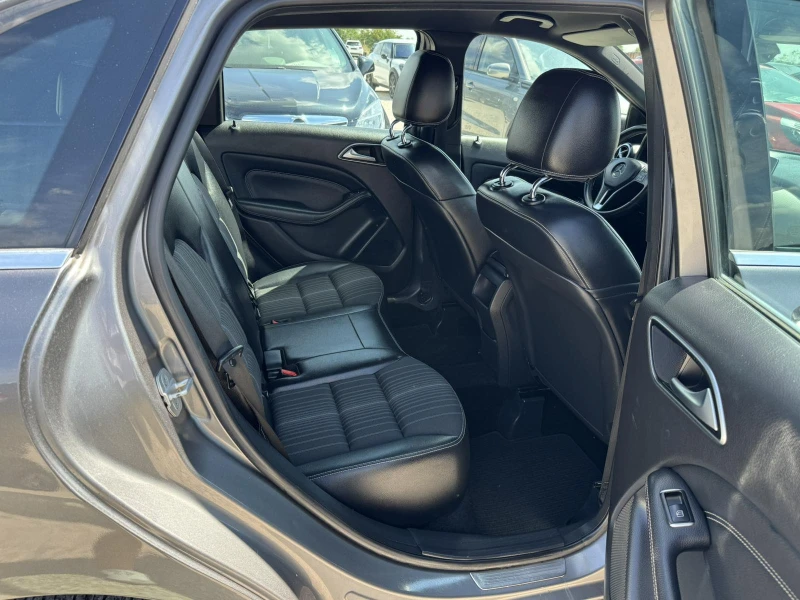 Mercedes-Benz B 200, снимка 14 - Автомобили и джипове - 51495817