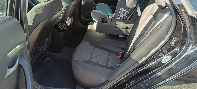 Hyundai I40, снимка 10 - Автомобили и джипове - 52128512