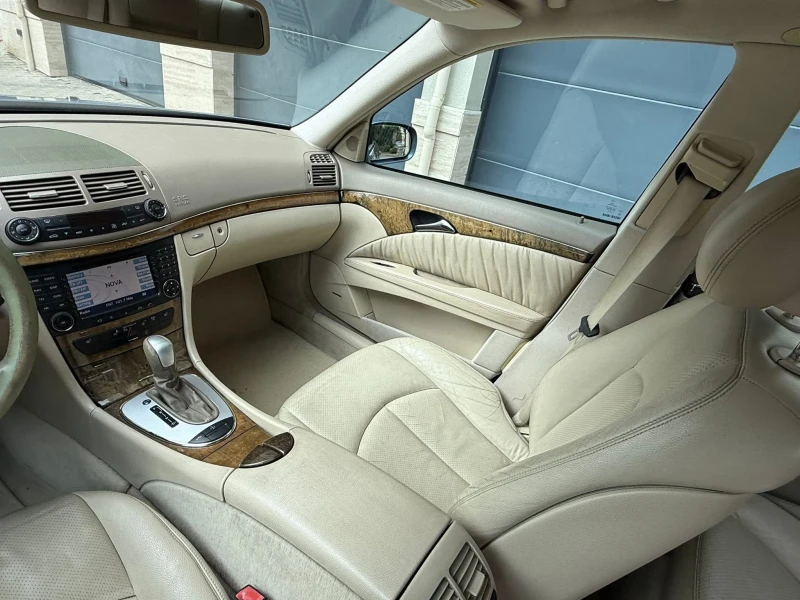 Mercedes-Benz E 320 Е 320 V6 4 Matic Бартер за БМВ, снимка 8 - Автомобили и джипове - 52618069