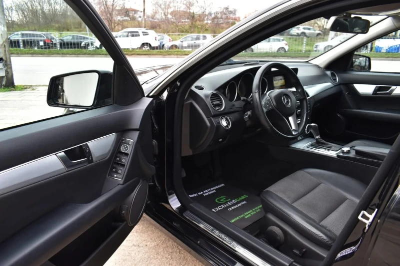 Mercedes-Benz C 220 CDI AVANTGARDE , снимка 7 - Автомобили и джипове - 53502061