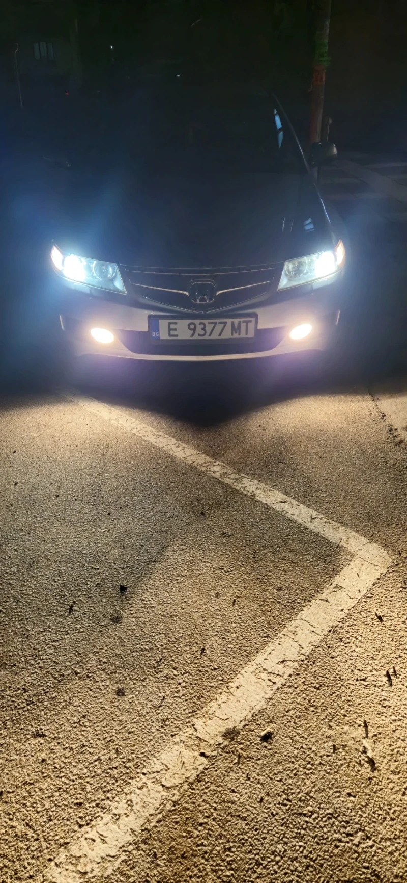 Honda Accord 2.2 i-ctdi, снимка 11 - Автомобили и джипове - 53537212