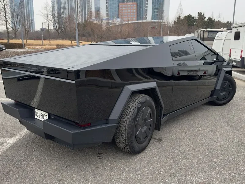 Tesla Cybertruck Cybertruck Awd | Mobile.bg � ����������� 11