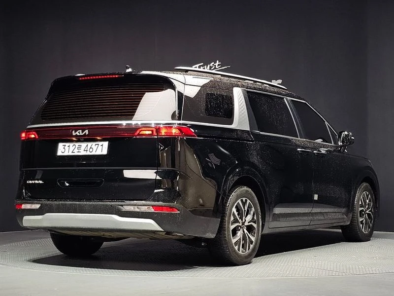 Kia Carnival 2.2 Automatic, снимка 3 - Автомобили и джипове - 55476962