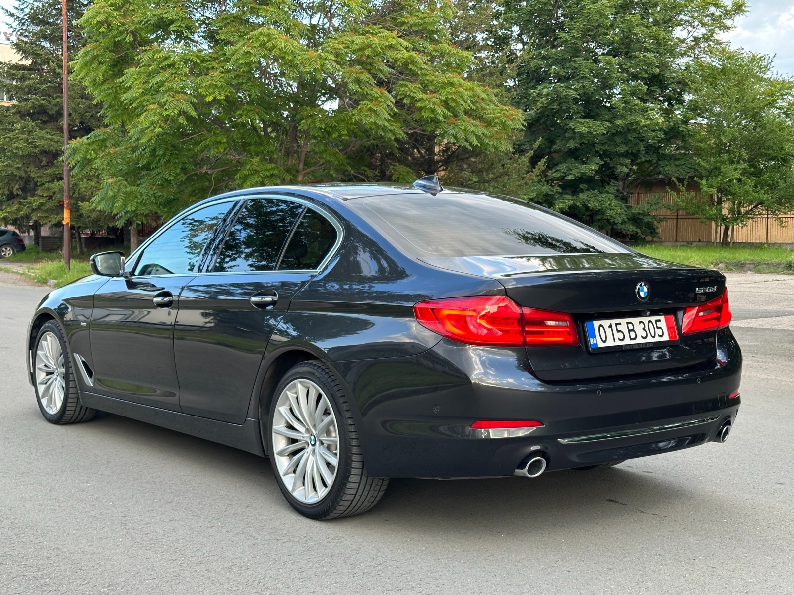 BMW 530 520d 190к.с LUXURY LINE - изображение 6