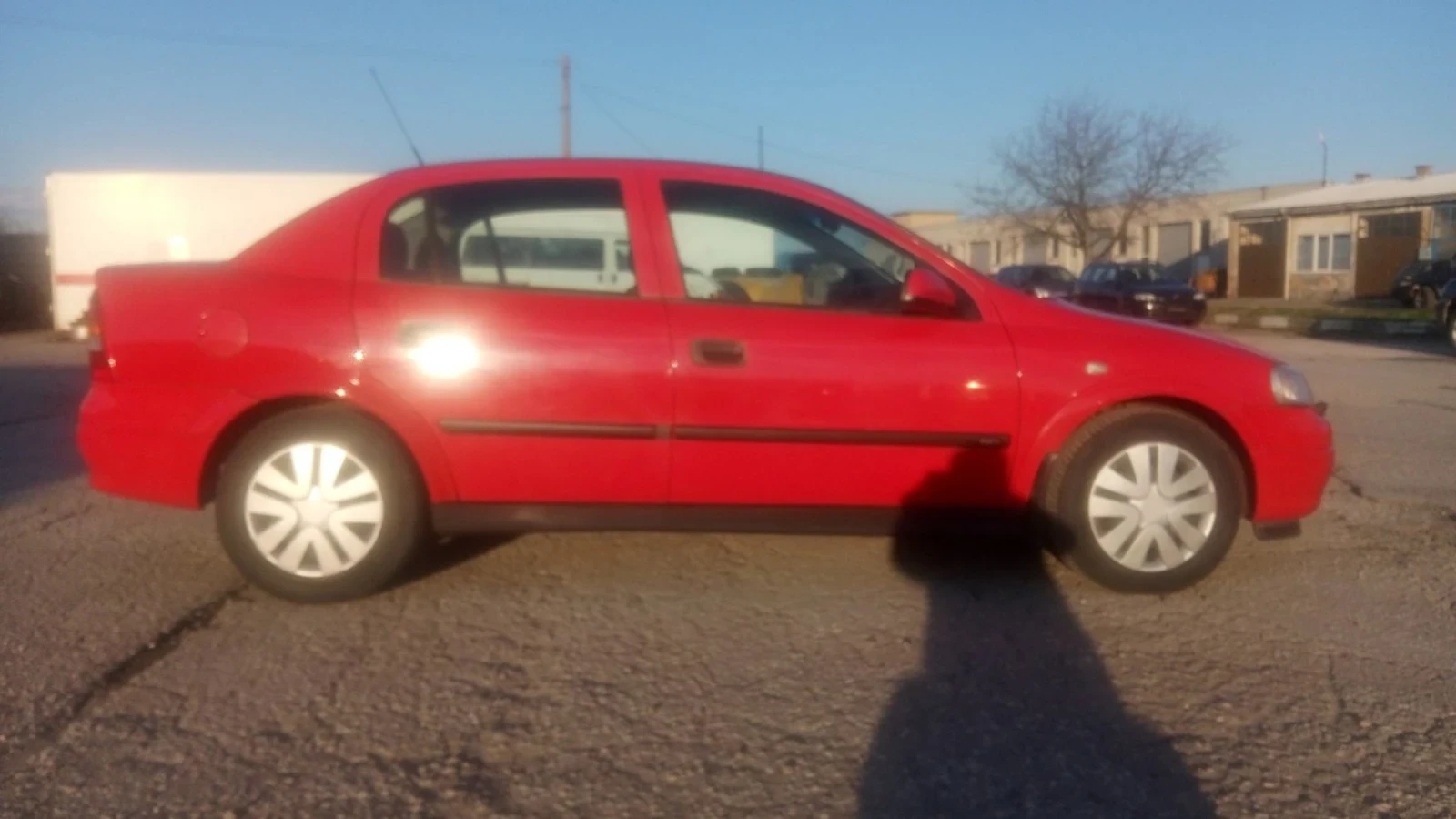 Opel Astra 1.6 SE 84 к.с. - изображение 6
