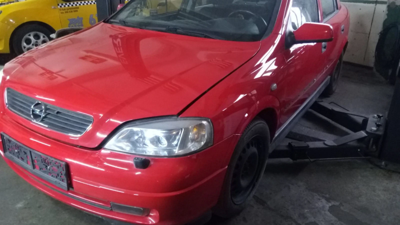 Opel Astra 1.6 SE 84 к.с. - изображение 2