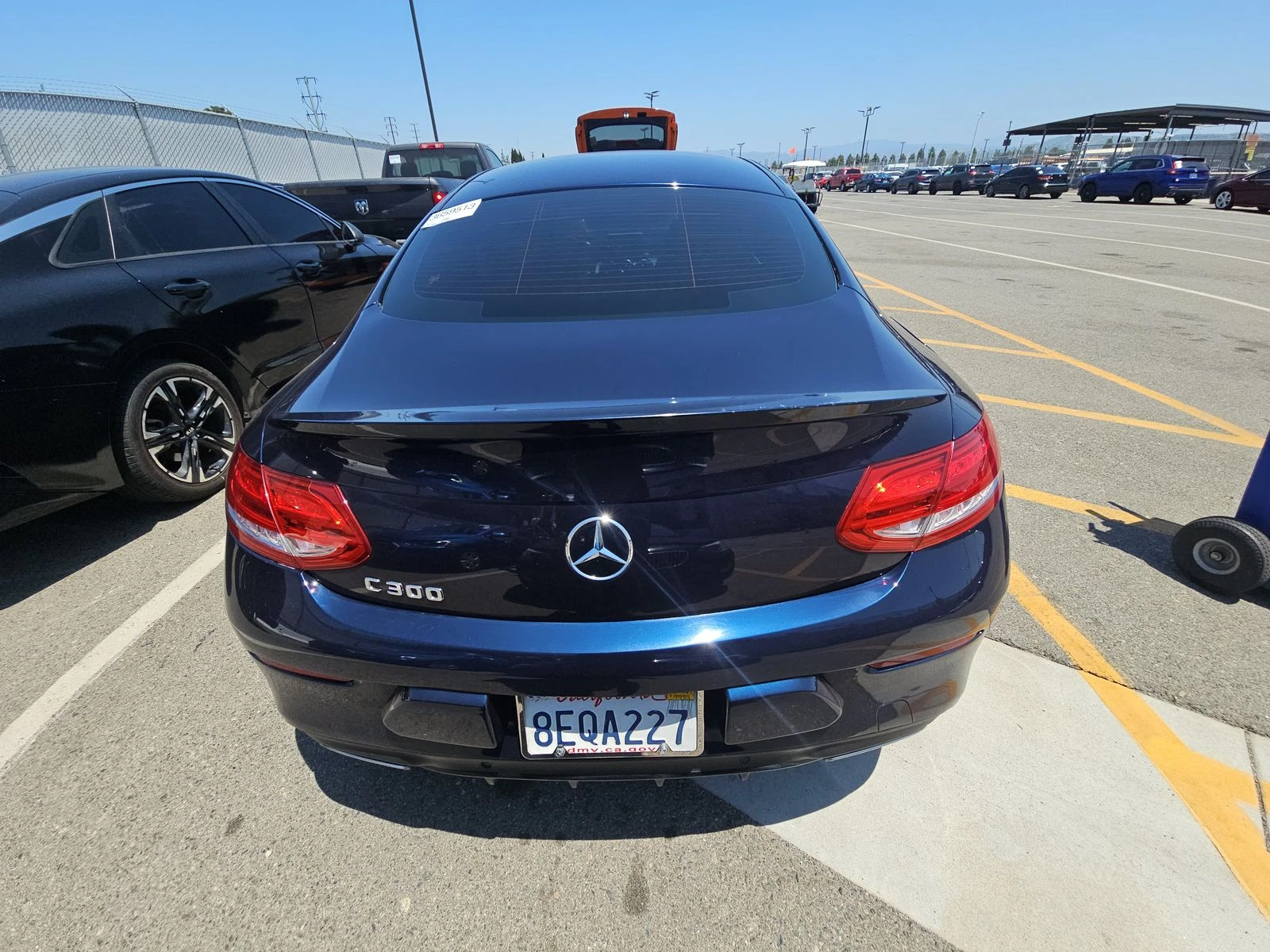 Mercedes-Benz C 300 AMG* 9G* BURMASTER* KEYLESS GO* ПОГРЕВ* ПАМЕТ* PAN - изображение 4