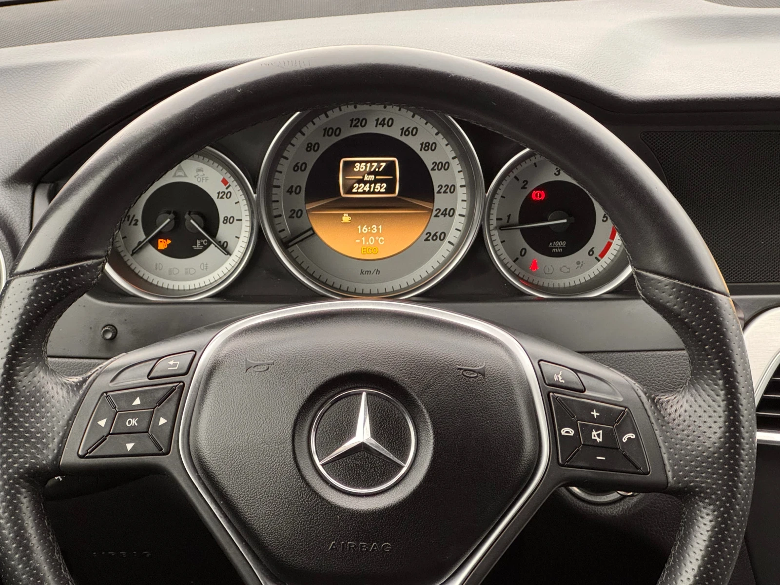 Mercedes-Benz C 200 2.2CDI ВСИЧКО ПЛАТЕНО - изображение 9