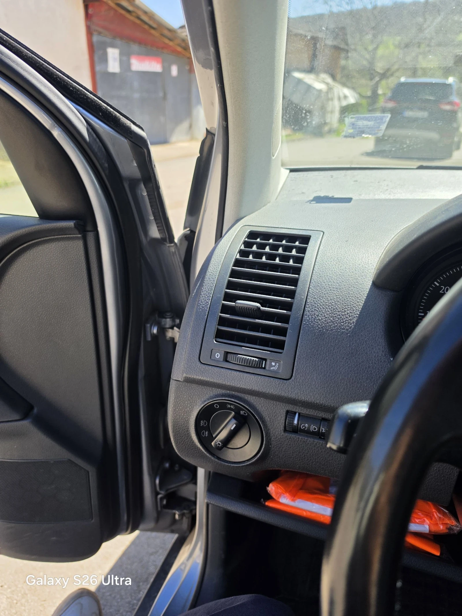 VW 1200 ПОЛО 1.2 бензин , снимка 15 - Автомобили и джипове - 54135825