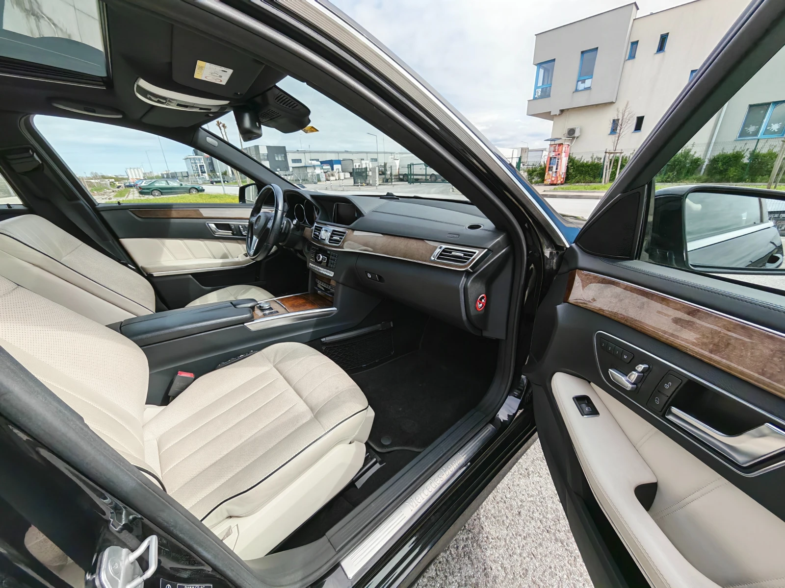 Mercedes-Benz E 350 4M* AirMatic * 360 Camera * Distronic* Memory | Mobile.bg � ����������� 13
