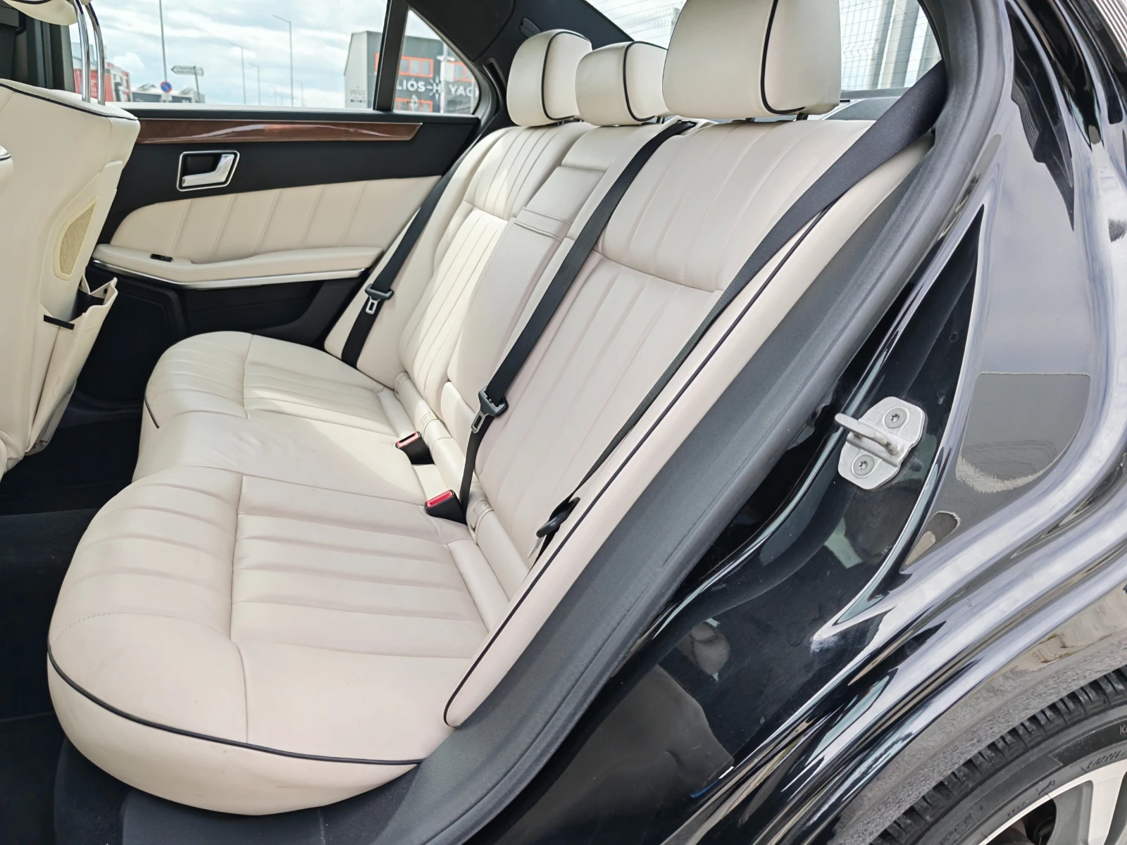 Mercedes-Benz E 350 4M* AirMatic * 360 Camera * Distronic* Memory | Mobile.bg � ����������� 17