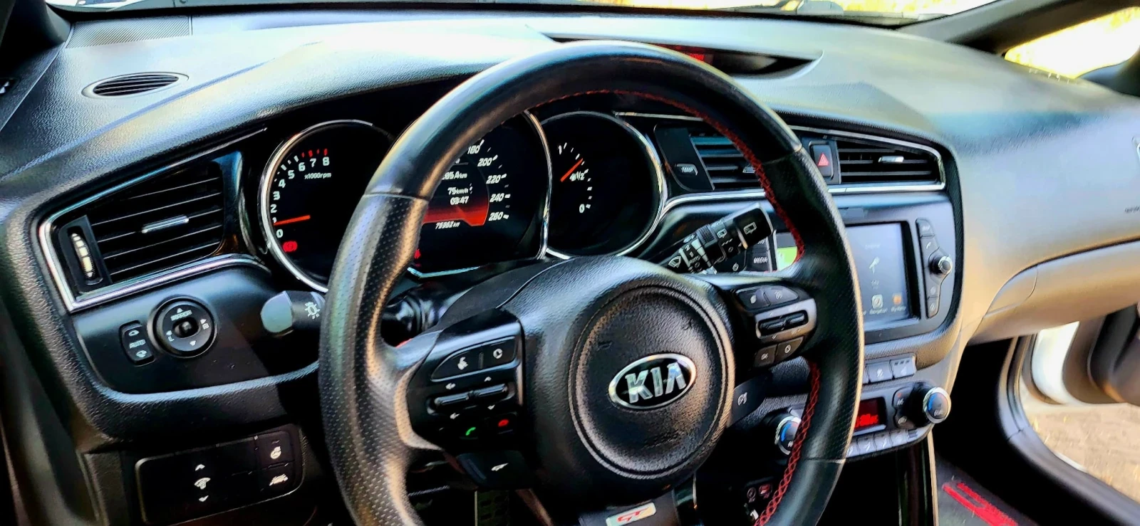 Kia Ceed GT, снимка 10 - Автомобили и джипове - 54755809