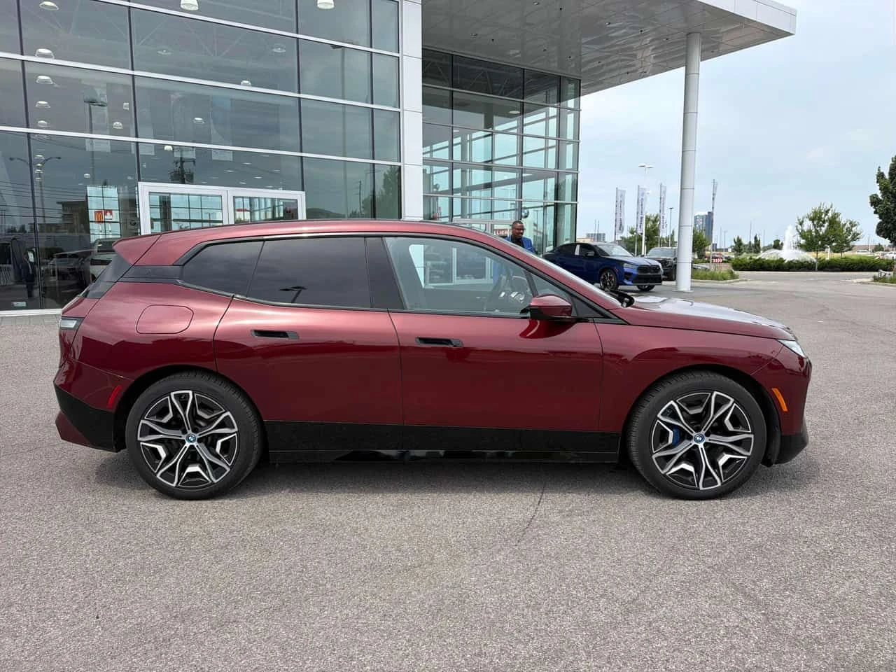 BMW iX * xDrive50 * CARFAX * ����� �� �����������  | Mobile.bg � ����������� 3