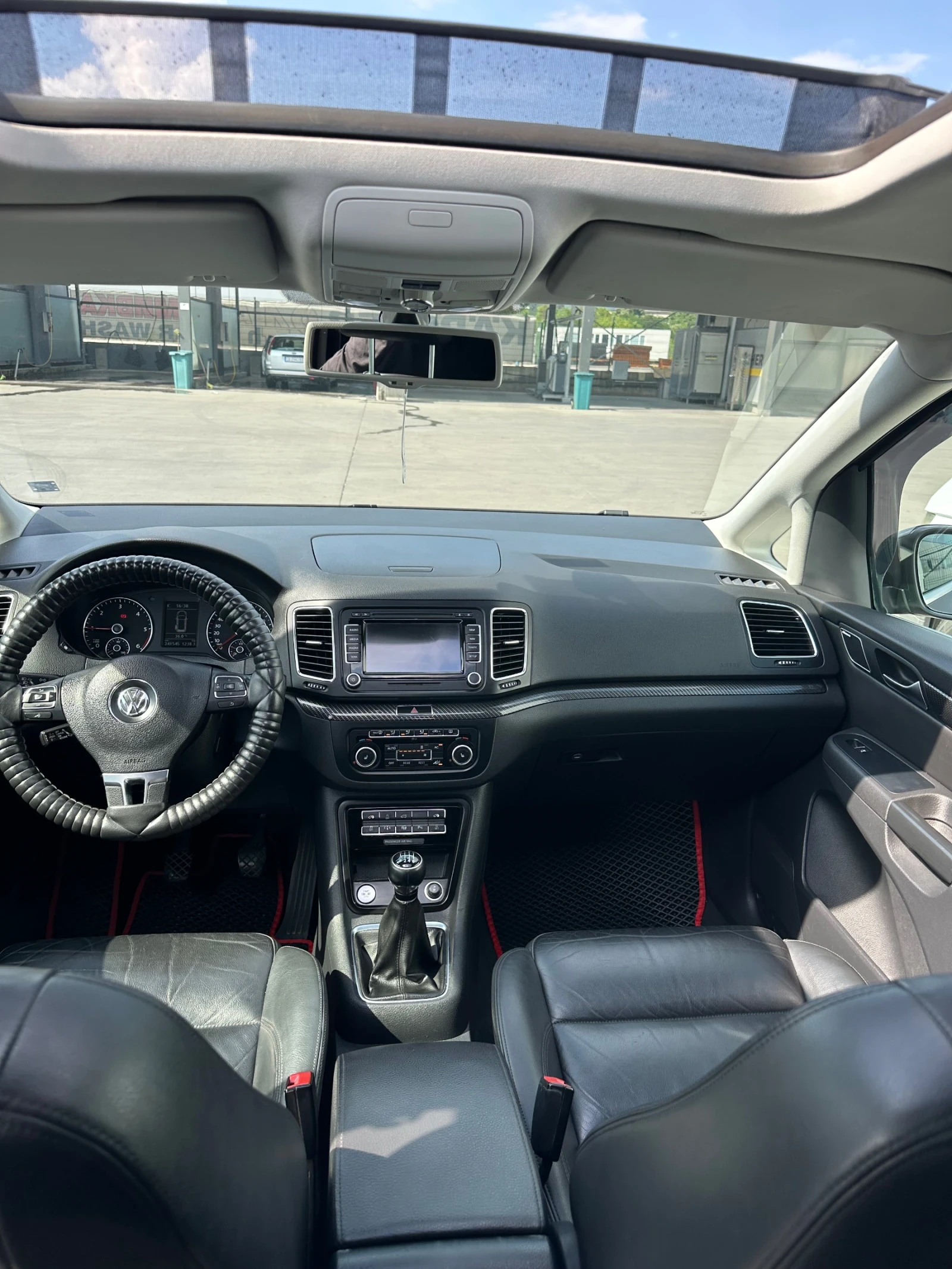 VW Sharan, снимка 8 - Автомобили и джипове - 55679973