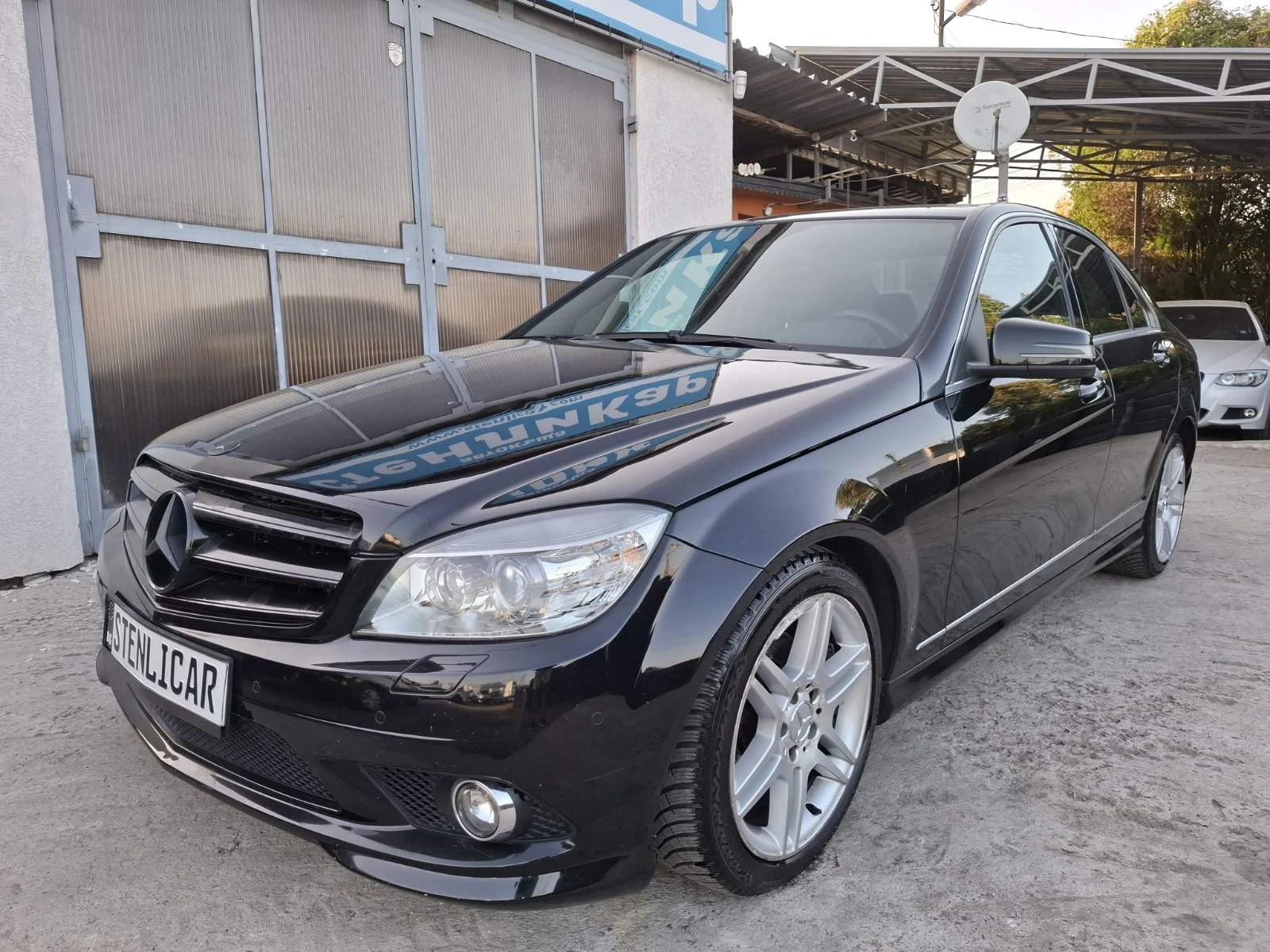 Mercedes-Benz C 180 KOMPRESSOR - //AMG Sport, снимка 3 - Автомобили и джипове - 55893592
