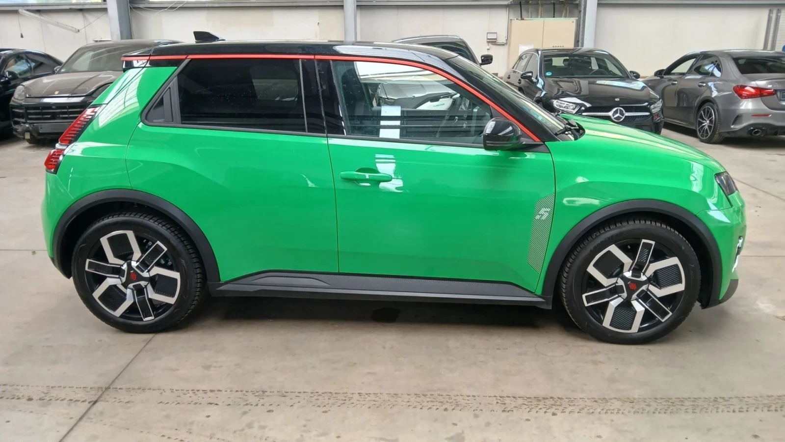 Renault 5 Renault 5 E-Tech Urban Range (40 kWh, 120 к.с.) , снимка 3 - Автомобили и джипове - 56244748