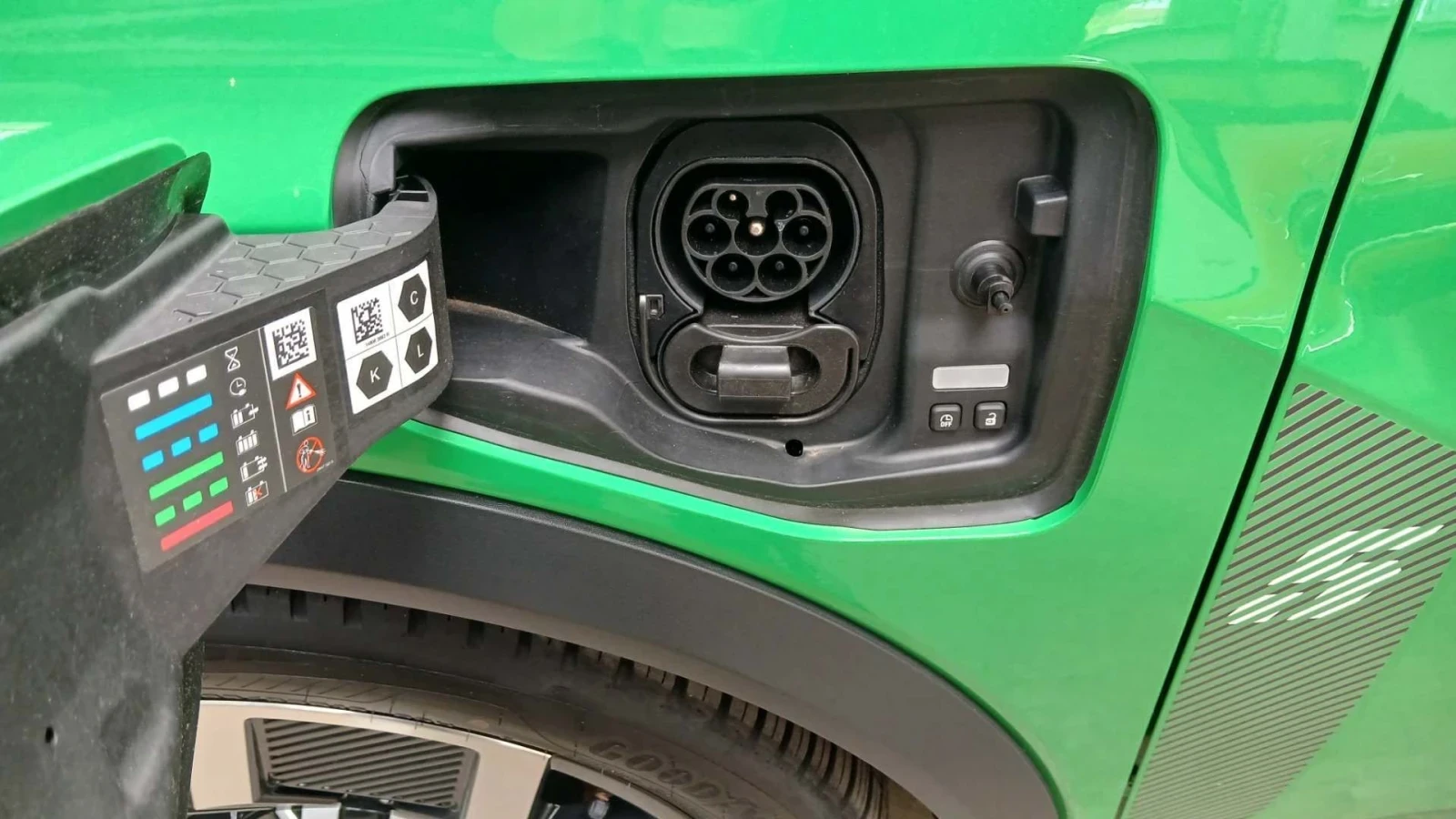 Renault 5 Renault 5 E-Tech Urban Range (40 kWh, 120 к.с.) , снимка 8 - Автомобили и джипове - 56244748