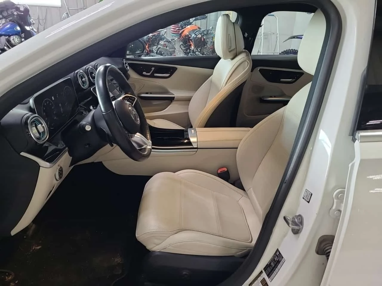 Mercedes-Benz C 300 * CARFAX * 2 ����� * �������� *  | Mobile.bg � ����������� 5
