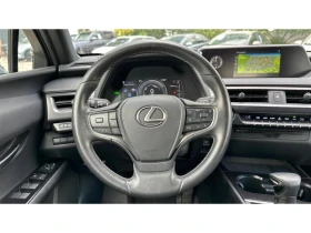 Lexus UX - [10] 