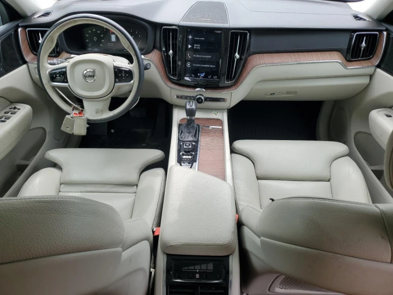 Volvo XC60 Т5 INSCRIPTION, снимка 8 - Автомобили и джипове - 47524340