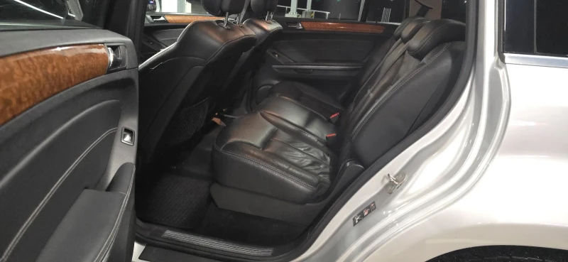 Mercedes-Benz GL 320 3.2 CDI, снимка 12 - Автомобили и джипове - 52907296