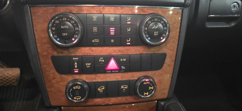 Mercedes-Benz GL 320 3.2 CDI, снимка 10 - Автомобили и джипове - 52907296