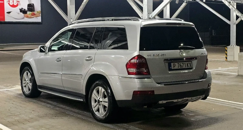 Mercedes-Benz GL 320 3.2 CDI, снимка 2 - Автомобили и джипове - 52907296