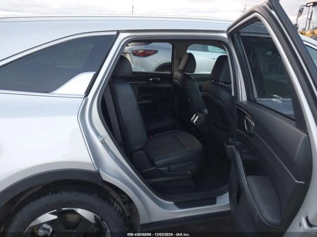 Kia Sorento HYBRID EX, снимка 12 - Автомобили и джипове - 53414301